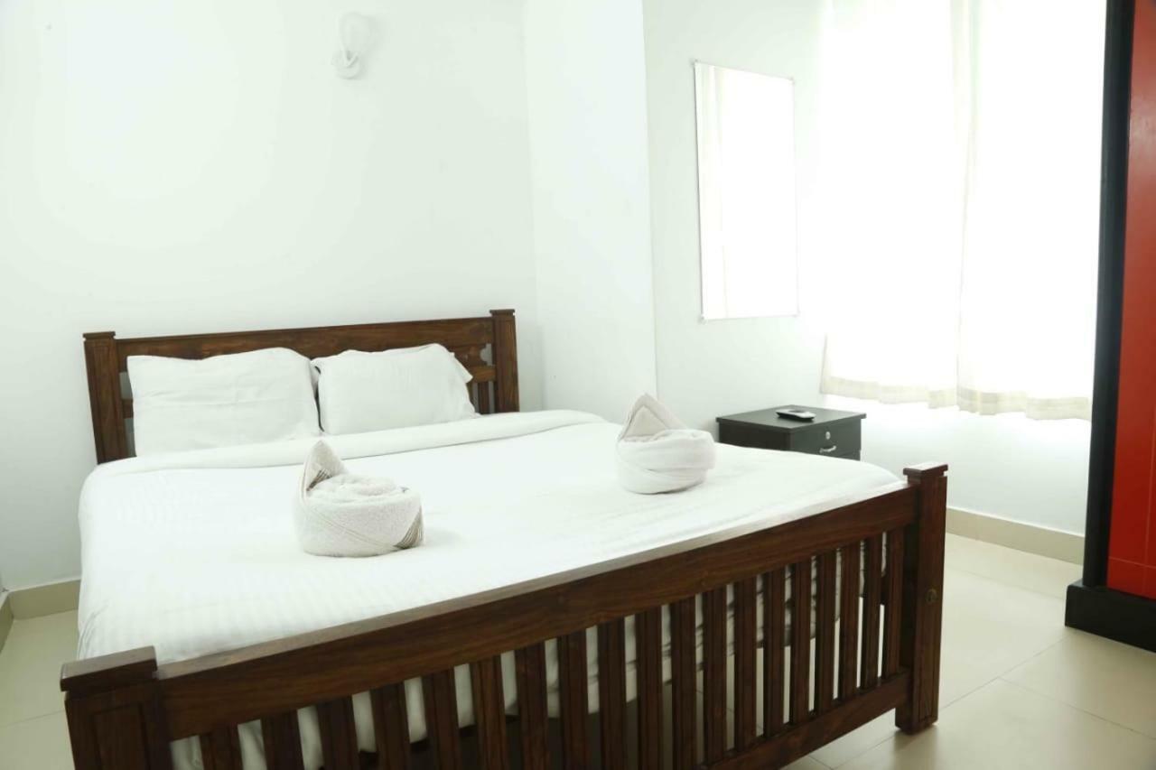 Traven Homes Infopark Kakkanad Corporate Suit Rooms Коччи Экстерьер фото