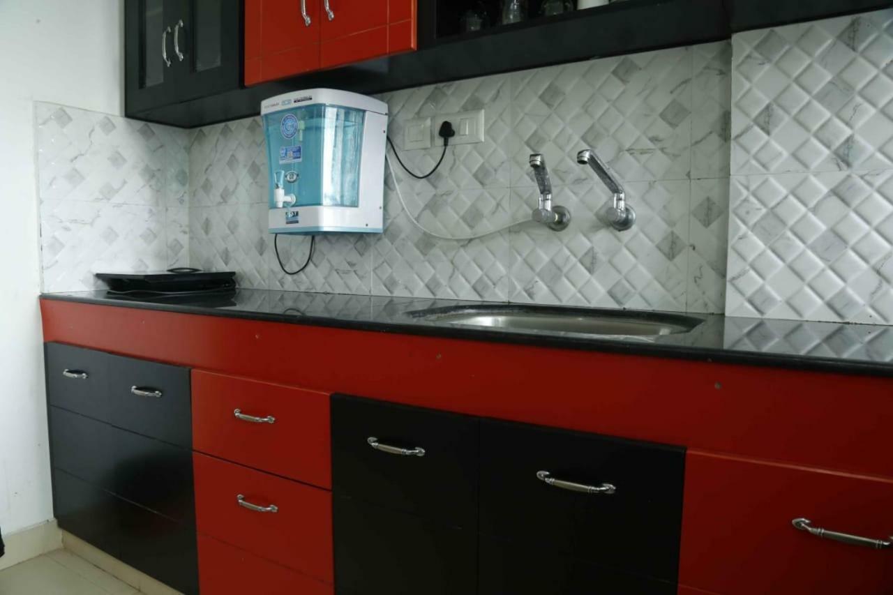Traven Homes Infopark Kakkanad Corporate Suit Rooms Коччи Экстерьер фото